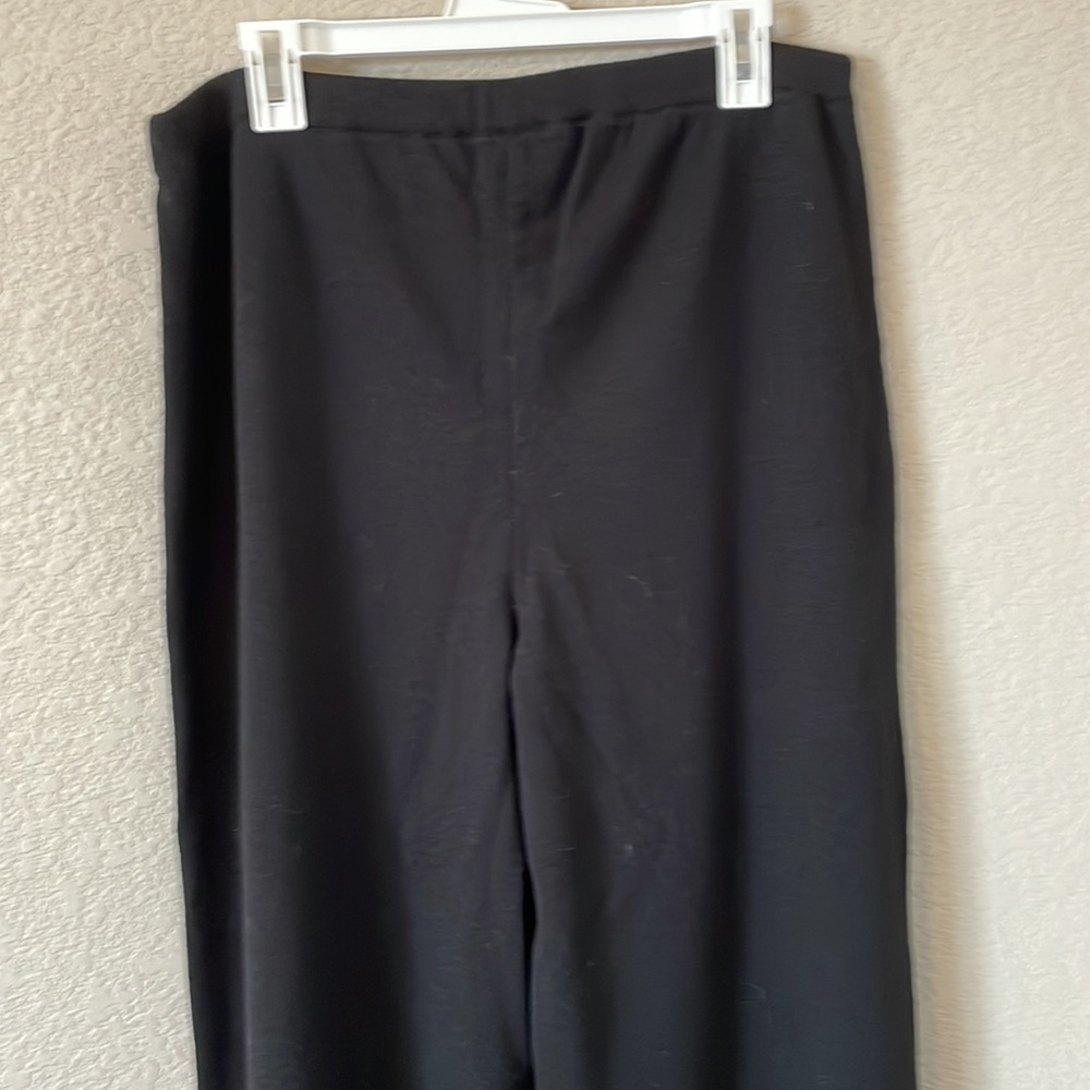 Lennie black wide leg ribbed knit lounge pants. - Picture 3 of 4